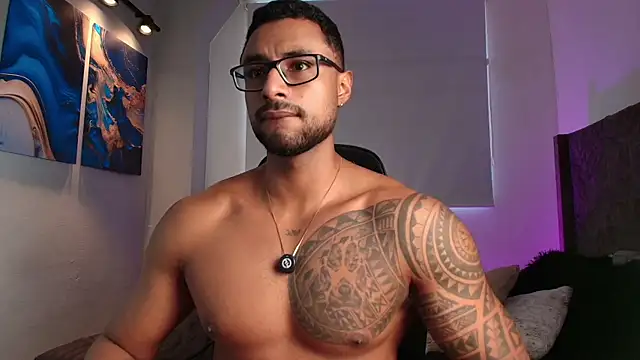 LiamGarcia1 online show from 05/11/26, 02:23