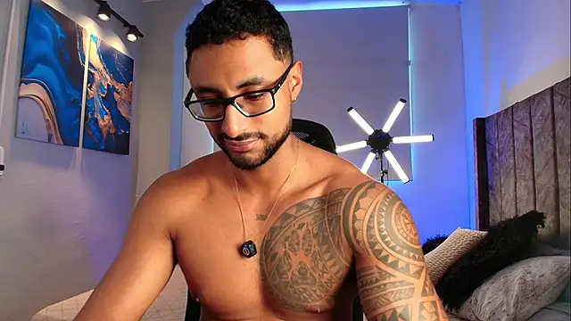 LiamGarcia1 online show from 05/16/26, 03:22