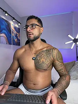 LiamGarcia1 online show from 05/19/26, 02:45