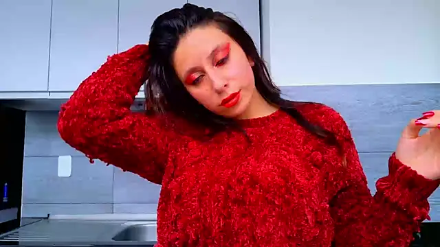 Snapshot of mistressesmoon chatting on 12/10/24, 09:11 mistressesmoon online show from 12/10/24, 09:11