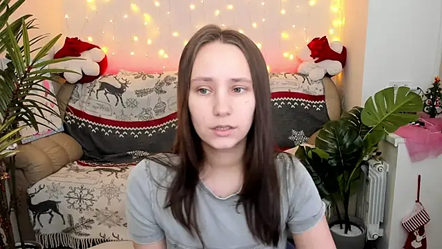 Snapshot of HotCaramellsTV chatting on 01/20/25, 02:14 HotCaramellsTV online show from 01/20/25, 02:14