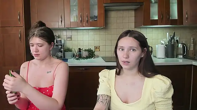 HotCaramellsTV online show from 06/29/26, 08:20