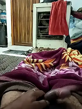 Snapshot of pintuS40 chatting on 01/12/25, 07:10 pintuS40 online show from 01/12/25, 07:10