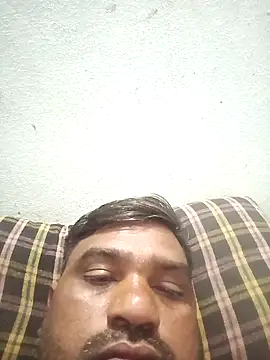 Snapshot of pintuS40 chatting on 01/15/25, 06:29 pintuS40 online show from 01/15/25, 06:29