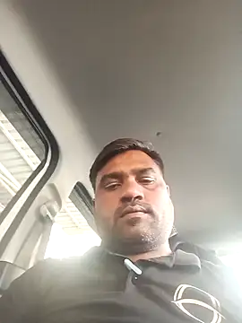 Snapshot of pintuS40 chatting on 01/24/25, 10:21 pintuS40 online show from 01/24/25, 10:21