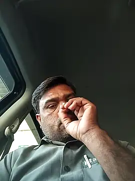 Snapshot of pintuS40 chatting on 02/07/25, 03:55 pintuS40 online show from 02/07/25, 03:55