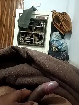 Snapshot of pintuS40 chatting on 02/07/25, 11:45 pintuS40 online show from 02/07/25, 11:45