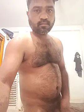 Snapshot of pintuS40 chatting on 03/05/25, 01:42 pintuS40 online show from 03/05/25, 01:42