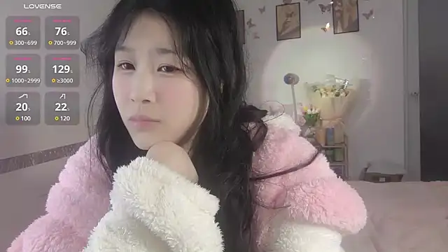 Luminous163 online show from 02/17/25, 01:10