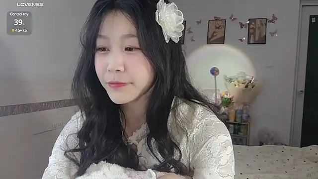 Luminous163 online show from 02/23/25, 01:21