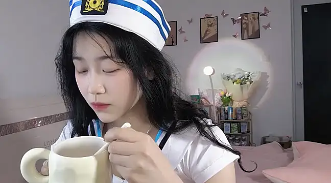 Luminous163 online show from 03/14/25, 01:13