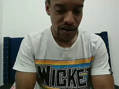 Snapshot of Salomon_koude chatting on 03/05/25, 01:17 Salomon koude online show from 03/05/25, 01:17