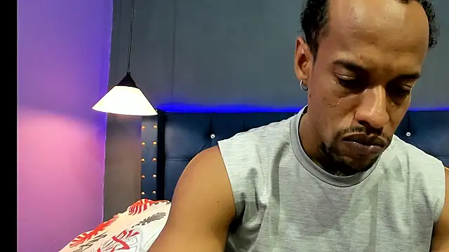 Snapshot of Salomon_koude chatting on 09/17/25, 06:09 Salomon koude online show from 09/17/25, 06:09