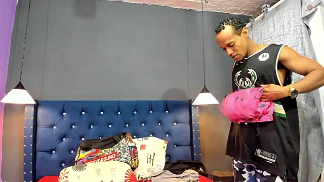 Snapshot of Salomon_koude chatting on 09/28/25, 07:52 Salomon koude online show from 09/28/25, 07:52