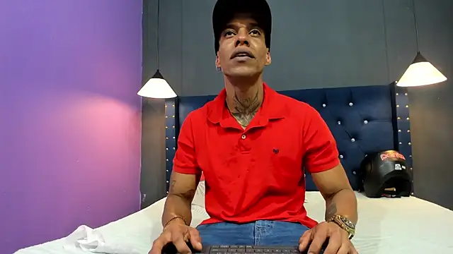 Snapshot of Salomon_koude chatting on 10/01/25, 02:17 Salomon koude online show from 10/01/25, 02:17