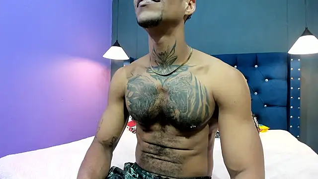 Snapshot of Salomon_koude chatting on 10/10/25, 07:13 Salomon koude online show from 10/10/25, 07:13