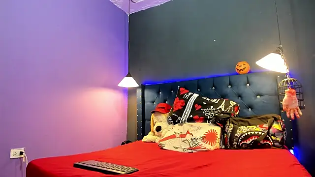 Snapshot of Salomon_koude chatting on 10/31/25, 05:47 Salomon koude online show from 10/31/25, 05:47