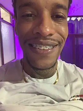 Snapshot of Salomon_koude chatting on 11/15/25, 05:42 Salomon koude online show from 11/15/25, 05:42