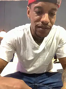 Snapshot of Salomon_koude chatting on 12/02/25, 10:16 Salomon koude online show from 12/02/25, 10:16