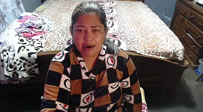 Snapshot of CANDYSWEET51 chatting on 02/02/25, 12:02 CANDYSWEET51 online show from 02/02/25, 12:02