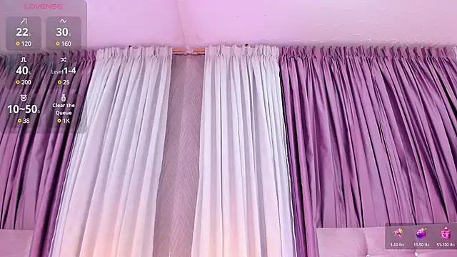 Snapshot of Allison-Bell1 chatting on 01/22/25, 10:48 Allison-Bell1 online show from 01/22/25, 10:48