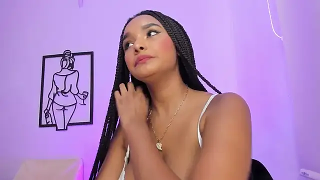 Snapshot of Allison-Bell1 chatting on 10/24/25, 08:38 Allison-Bell1 online show from 10/24/25, 08:38