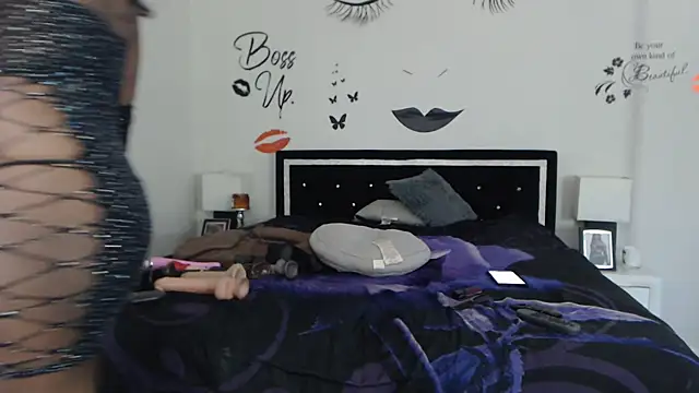 Snapshot of chocolatefantasyxxox chatting on 12/23/24, 06:58 chocolatefantasyxxox online show from 12/23/24, 06:58