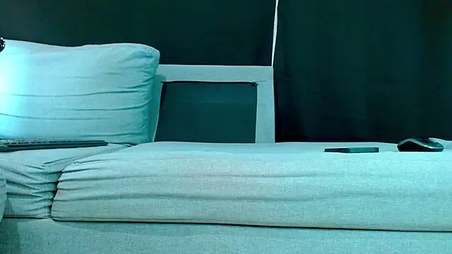 Snapshot of Danyer33 chatting on 12/20/25, 03:46 Danyer33 online show from 12/20/25, 03:46