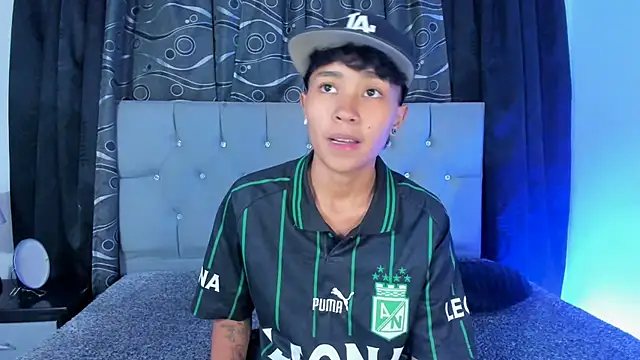 Snapshot of nova_sex01 chatting on 01/15/25, 10:17 nova sex01 online show from 01/15/25, 10:17