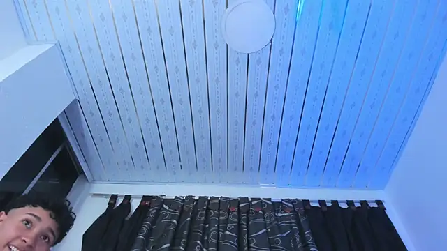 Snapshot of nova_sex01 chatting on 02/15/25, 03:31 nova sex01 online show from 02/15/25, 03:31