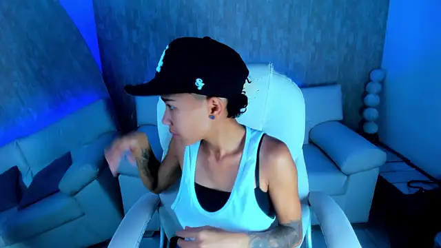 Snapshot of nova_sex01 chatting on 09/11/25, 04:45 nova sex01 online show from 09/11/25, 04:45