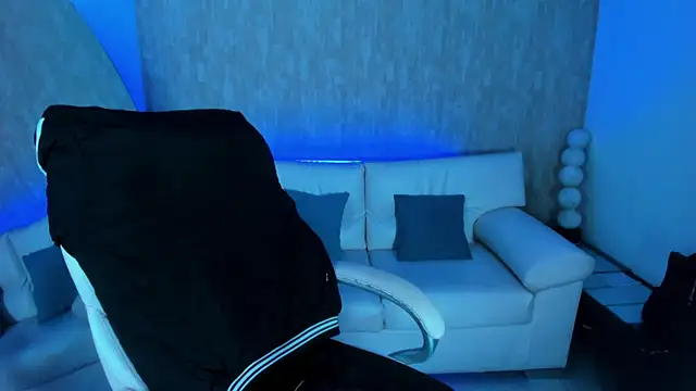 Snapshot of nova_sex01 chatting on 09/23/25, 04:26 nova sex01 online show from 09/23/25, 04:26