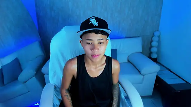 Snapshot of nova_sex01 chatting on 09/30/25, 04:06 nova sex01 online show from 09/30/25, 04:06