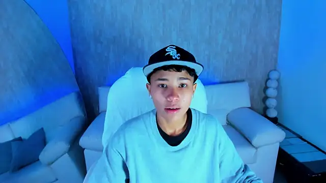 Snapshot of nova_sex01 chatting on 10/02/25, 04:41 nova sex01 online show from 10/02/25, 04:41