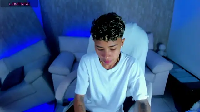 Snapshot of nova_sex01 chatting on 10/11/25, 03:50 nova sex01 online show from 10/11/25, 03:50