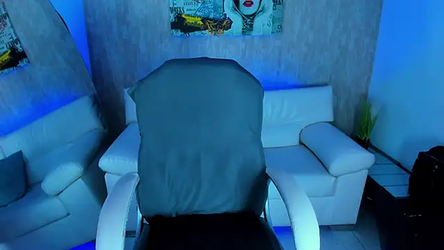 Snapshot of nova_sex01 chatting on 11/15/25, 04:32 nova sex01 online show from 11/15/25, 04:32