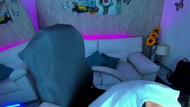 Snapshot of nova_sex01 chatting on 11/29/25, 03:37 nova sex01 online show from 11/29/25, 03:37