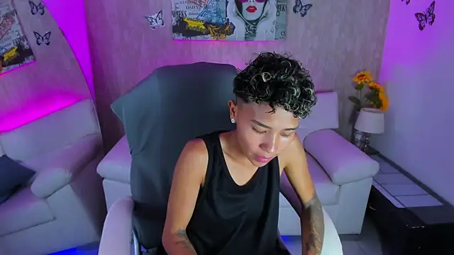 Snapshot of nova_sex01 chatting on 01/06/26, 03:10 nova sex01 online show from 01/06/26, 03:10