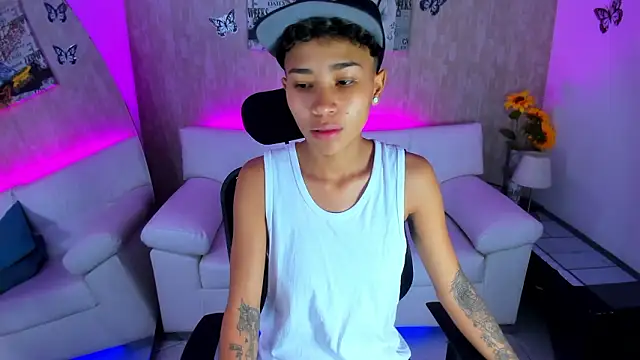 Snapshot of nova_sex01 chatting on 02/05/26, 05:23 nova sex01 online show from 02/05/26, 05:23