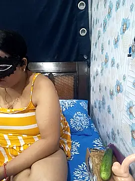 Snapshot of tina8th chatting on 11/01/25, 05:15 tina8th online show from 11/01/25, 05:15