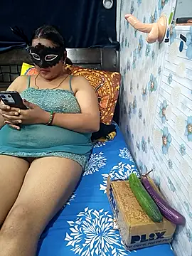 Snapshot of tina8th chatting on 12/02/25, 05:30 tina8th online show from 12/02/25, 05:30