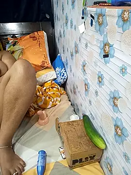 Snapshot of tina8th chatting on 12/14/25, 04:34 tina8th online show from 12/14/25, 04:34