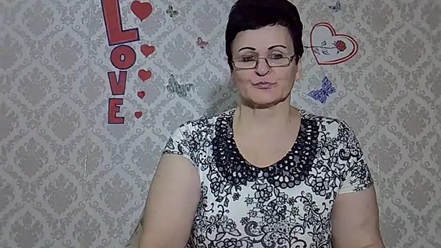 Snapshot of PaulaGolden chatting on 12/06/24, 05:22 PaulaGolden online show from 12/06/24, 05:22