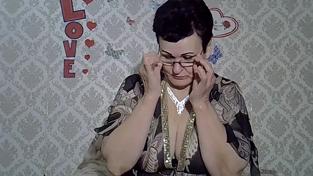 Snapshot of PaulaGolden chatting on 12/10/24, 09:23 PaulaGolden online show from 12/10/24, 09:23