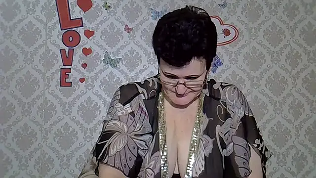 Snapshot of PaulaGolden chatting on 03/02/25, 02:10 PaulaGolden online show from 03/02/25, 02:10
