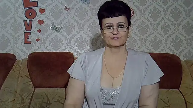 Snapshot of PaulaGolden chatting on 10/02/25, 09:05 PaulaGolden online show from 10/02/25, 09:05