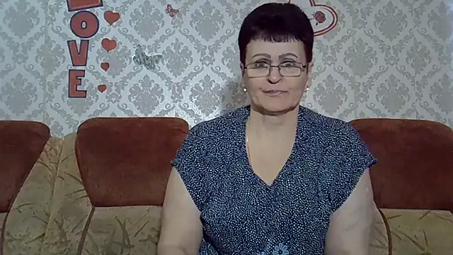 Snapshot of PaulaGolden chatting on 10/22/25, 08:36 PaulaGolden online show from 10/22/25, 08:36