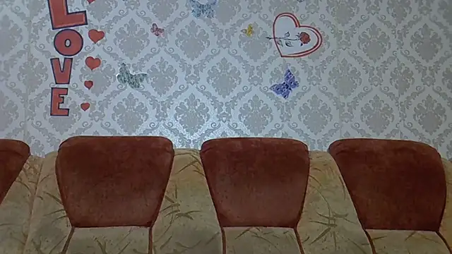 Snapshot of PaulaGolden chatting on 12/04/25, 07:55 PaulaGolden online show from 12/04/25, 07:55