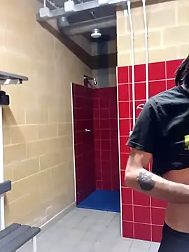 Snapshot of HastLuster chatting on 12/10/24, 10:16 HastLuster online show from 12/10/24, 10:16