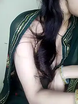 Snapshot of Fair-magic-woman chatting on 12/21/24, 10:28 Fair-magic-woman online show from 12/21/24, 10:28